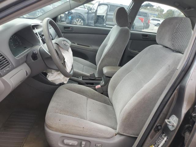 Photo 7 from auction – 2004 TOYOTA CAMRY LE with VIN 4T1BE32K04U857486