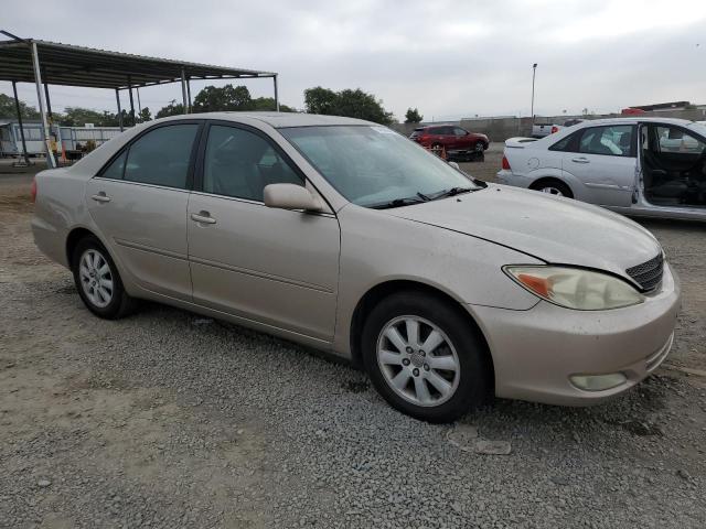 Photo 4 from auction – 2004 TOYOTA CAMRY LE with VIN 4T1BF32KX4U577412