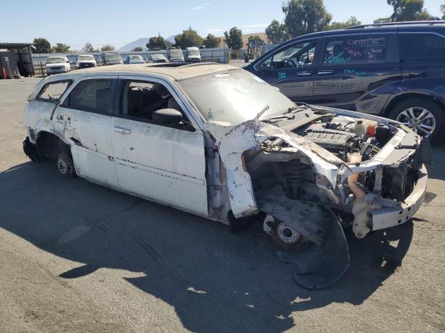 Photo 4 from auction – 2005 DODGE MAGNUM SXT with VIN 2D4FV48V75H151670
