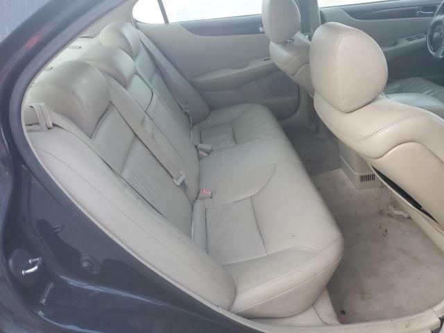 Photo 10 from auction – 2004 LEXUS ES 330 with VIN JTHBA30GX45048763