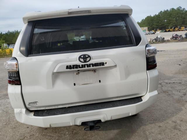 Photo 6 from auction – 2018 TOYOTA 4RUNNER SR with VIN JTEZU5JR6J5190361