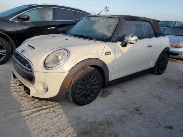 MINI COOPER S 2017 with VIN WMWWG9C31H3A92830 - Photo from auction
