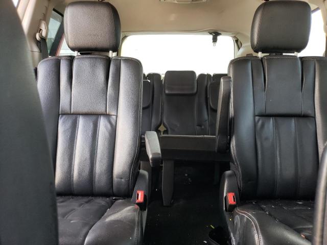 Photo 10 from auction – 2014 CHRYSLER TOWN & COU with VIN 2C4RC1BG1ER382633