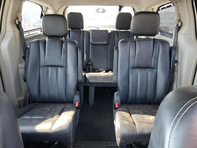 Photo 10 from auction – 2016 CHRYSLER TOWN & COU with VIN 2C4RC1BG3GR269639