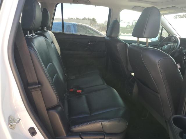 Photo 11 from auction – 2017 HONDA PILOT TOUR with VIN 5FNYF6H90HB089380