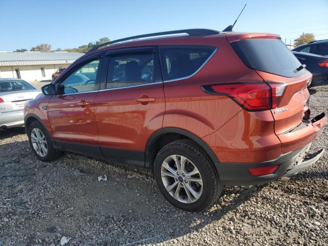 Photo 2 from auction – 2019 FORD ESCAPE SEL with VIN 1FMCU9HD7KUB16638