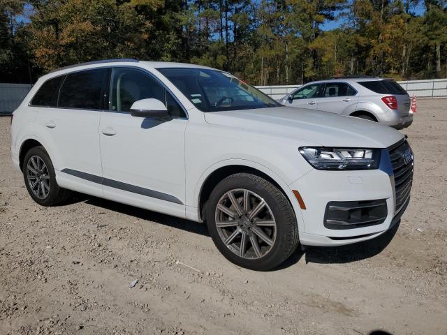 Photo 4 from auction – 2017 AUDI Q7 PREMIUM with VIN WA1LAAF77HD039218