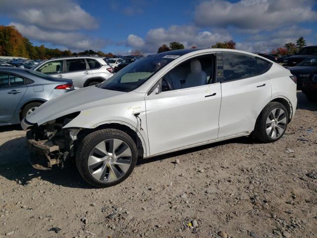 TESLA MODEL Y 2022 with VIN 7SAYGDEE8NF372742 - Photo from auction