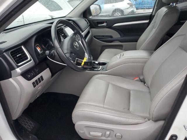 Photo 7 from auction – 2017 TOYOTA HIGHLANDER with VIN 5TDKZRFH1HS507790