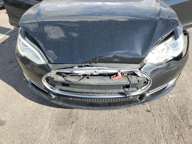 Photo 11 from auction – 2013 TESLA MODEL S with VIN 5YJSA1CG5DFP20857