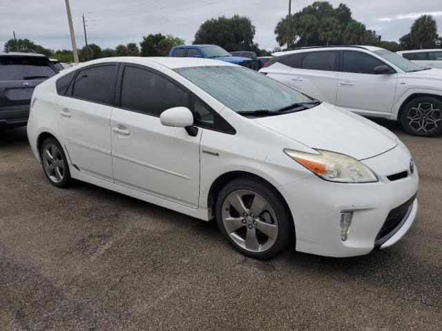 Photo 4 from auction – 2013 TOYOTA PRIUS with VIN JTDKN3DU2D5588615