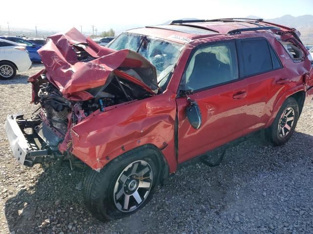 TOYOTA 4RUNNER SR 2019 with VIN JTEBU5JR9K5649451 - Photo from auction