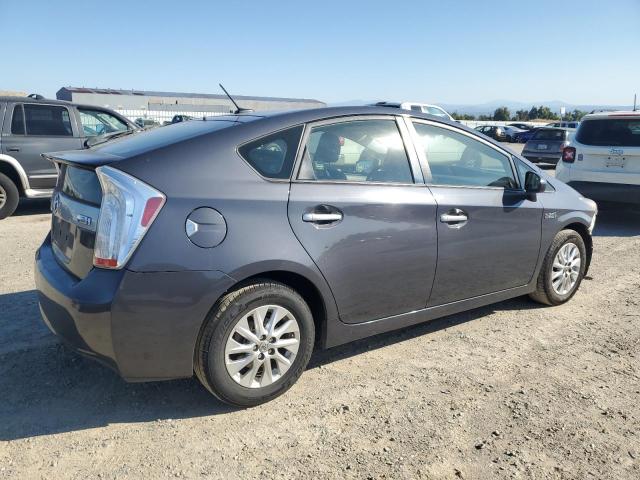 Photo 3 from auction – 2015 TOYOTA PRIUS PLUG with VIN JTDKN3DP8F3074616