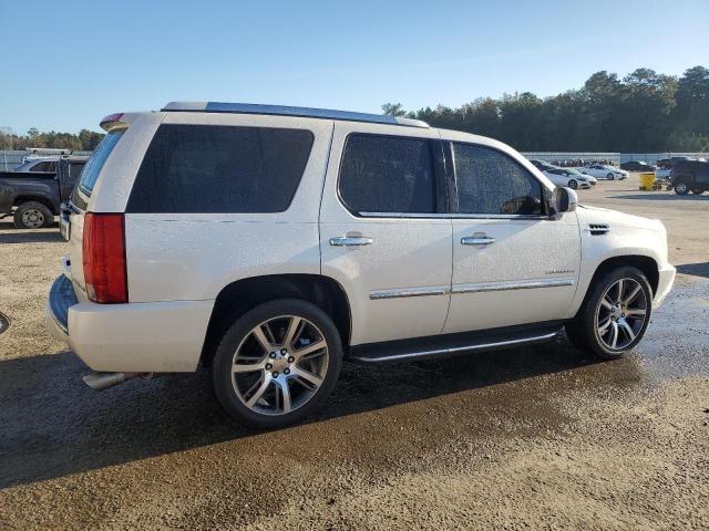 صورة رقم 3 من المزاد - 2011 CADILLAC ESCALADE L مع VIN 1GYS4BEF6BR358184