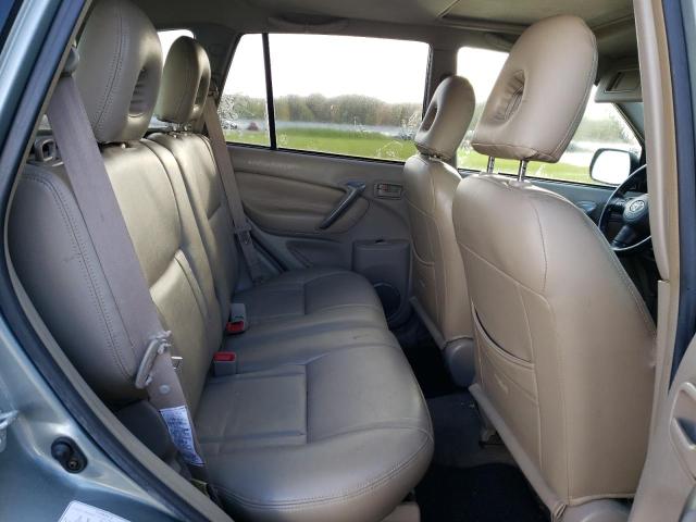 Photo 11 from auction – 2004 TOYOTA RAV4 with VIN JTEGD20V240023405