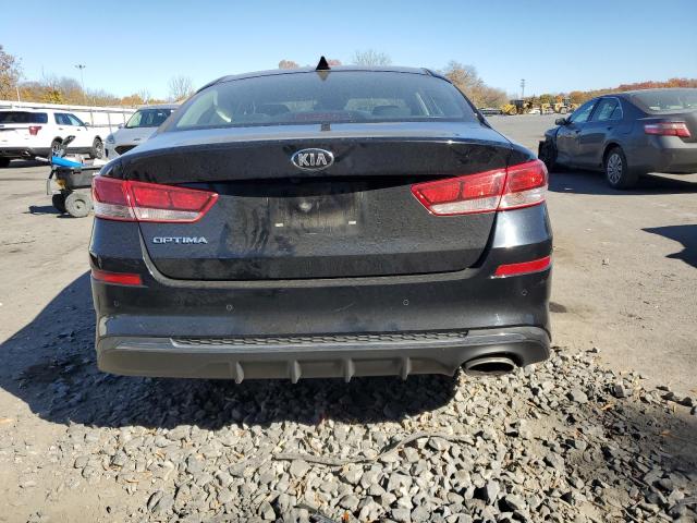 Photo 6 from auction – 2019 KIA OPTIMA with VIN 5XXGT4L30KG370496