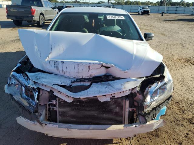 Photo 5 from auction – 2015 CHEVROLET MALIBU LS with VIN 1G11B5SL6FF348516