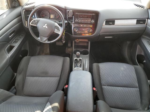 Photo 8 from auction – 2014 MITSUBISHI OUTLANDER with VIN JA4AZ2A39EZ601757