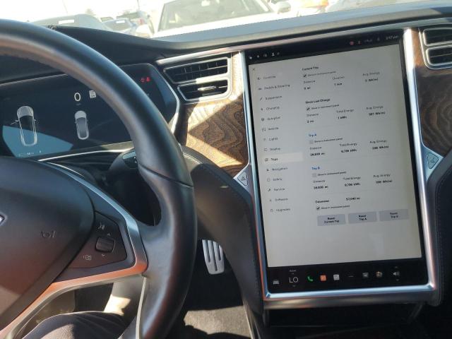 Photo 9 from auction – 2018 TESLA MODEL S with VIN 5YJSA1E4XJF245978