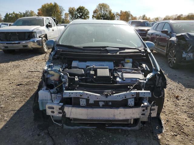 Photo 5 from auction – 2013 TOYOTA PRIUS with VIN JTDKN3DU1D1731528