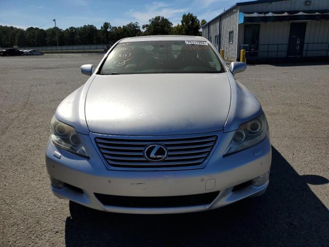 Photo 5 from auction – 2011 LEXUS LS 460L with VIN JTHGL5EFXB5043653