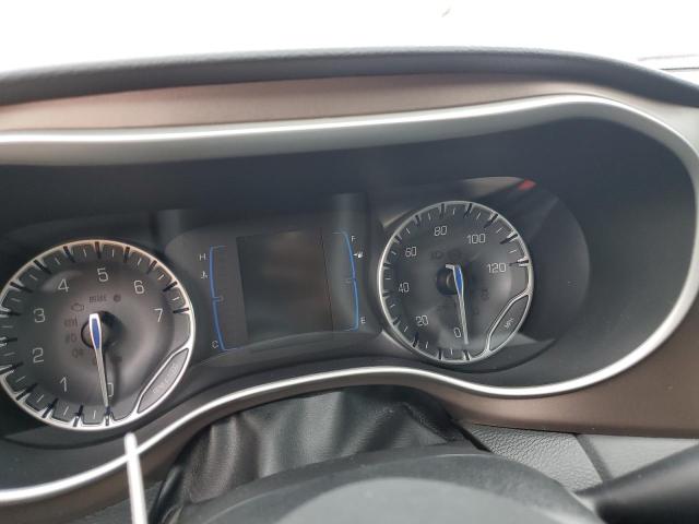 Photo 9 from auction – 2018 CHRYSLER PACIFICA T with VIN 2C4RC1FG6JR188572