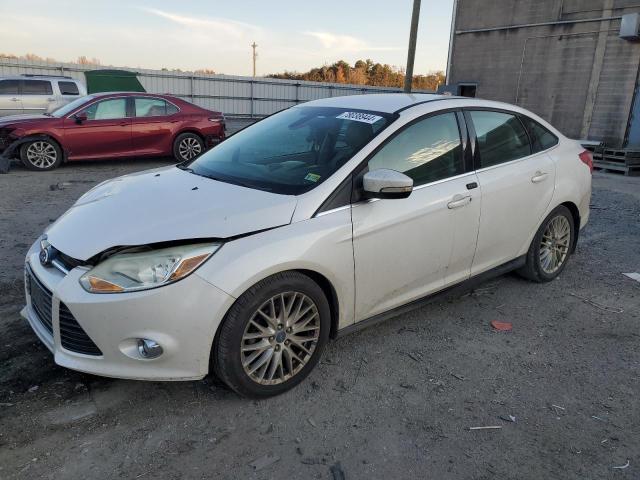 FORD FOCUS SEL 2012 with VIN 1FAHP3H29CL445304 - Photo from auction