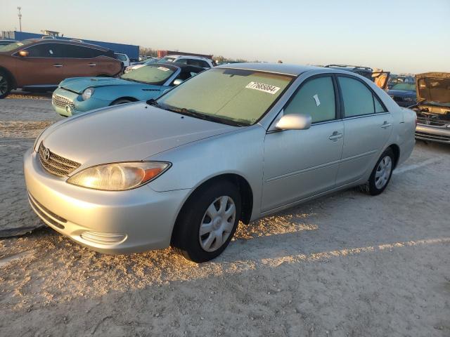 TOYOTA CAMRY LE 2003 with VIN 4T1BE32K23U210165 - Photo from auction