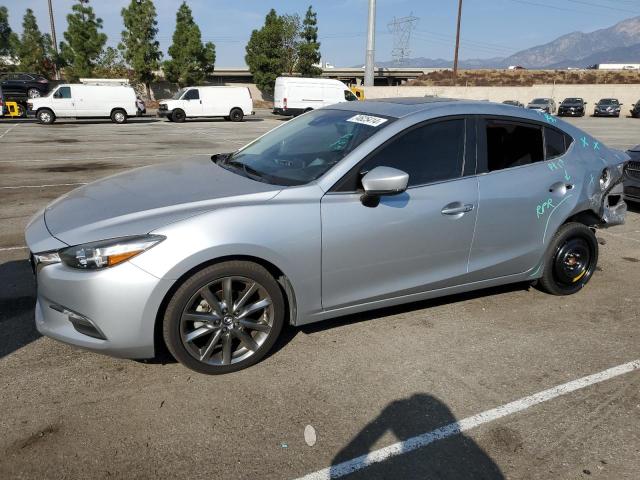 MAZDA 3 TOURING 2018 with VIN 3MZBN1V3XJM246696 - Photo from auction