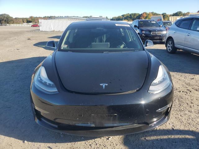 Photo 5 from auction – 2018 TESLA MODEL 3 with VIN 5YJ3E1EA7JF123125