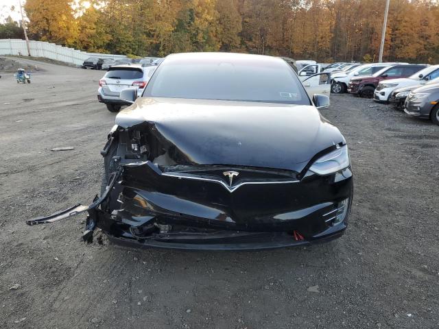 Photo 5 from auction – 2020 TESLA MODEL X with VIN 5YJXCAE29LF284059