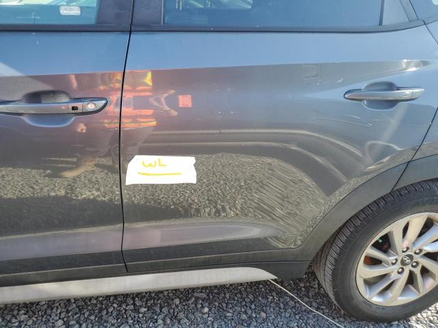 Photo 13 from auction – 2017 HYUNDAI TUCSON LIM with VIN KM8J3CA46HU509427