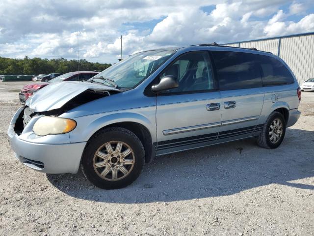 CHRYSLER TOWN & COU 2005 with VIN 2C4GP54L75R212631 - Photo from auction