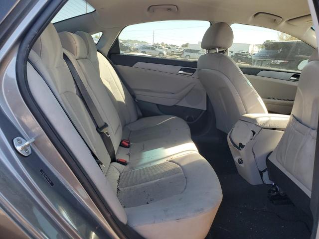 Photo 10 from auction – 2019 HYUNDAI 260 with VIN 5NPE24AF1KH806381