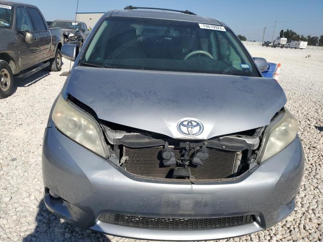 Photo 5 from auction – 2013 TOYOTA SIENNA XLE with VIN 5TDYK3DC7DS331972