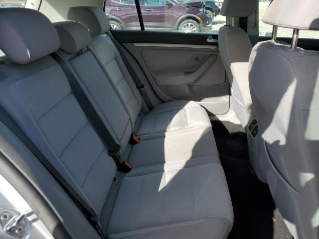 Photo 10 from auction – 2008 VOLKSWAGEN RABBIT with VIN WVWDB71K48W319625