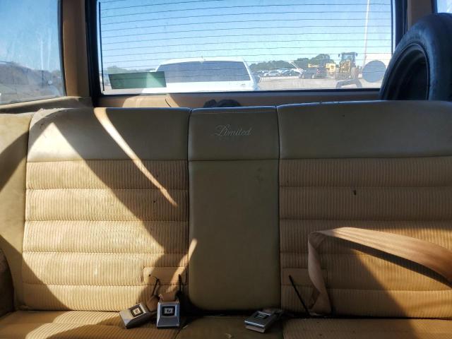 Photo 10 from auction – 1987 JEEP WAGONEER L with VIN 1JCMT7548HT021961