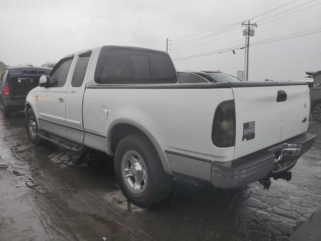 Photo 2 from auction – 2000 FORD F150 with VIN 1FTRX17L6YNB44420