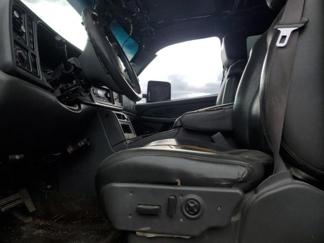 Photo 7 from auction – 2005 CHEVROLET SILVERADO with VIN 1GCHK29205E168244