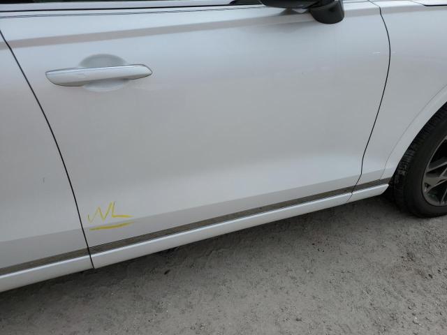 Photo 12 from auction – 2022 GENESIS GV70 BASE with VIN KMUMADTB1NU026543