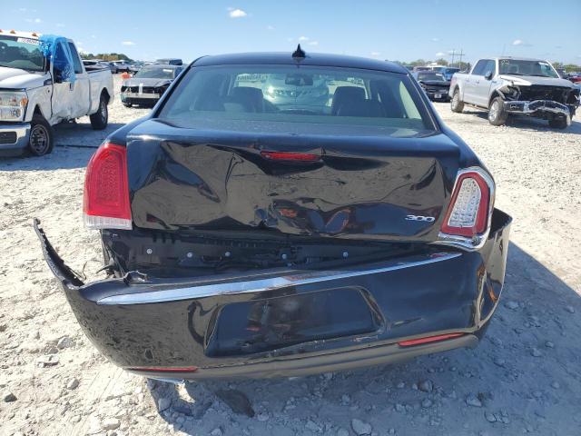 Photo 6 from auction – 2018 CHRYSLER 300 LIMITE with VIN 2C3CCAEG8JH201632