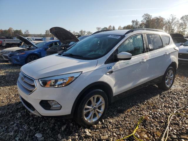 FORD ESCAPE SE 2018 with VIN 1FMCU9GD2JUB03523 - Photo from auction