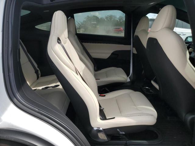 Photo 11 from auction – 2022 TESLA MODEL X with VIN 7SAXCBE64NF344165