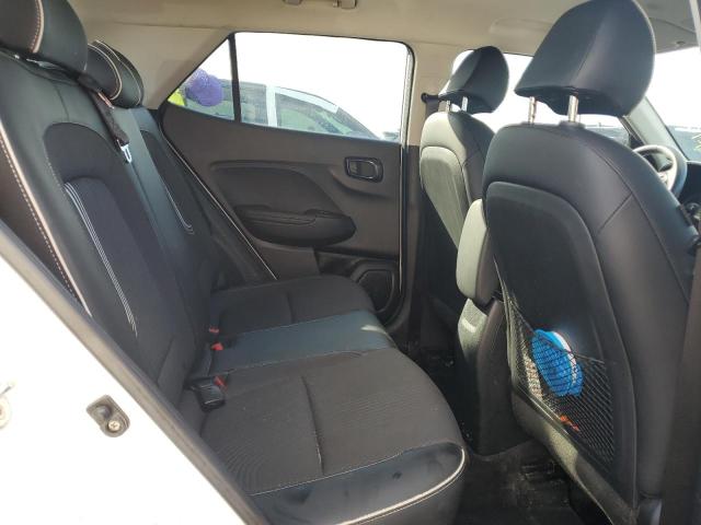 Photo 11 from auction – 2022 HYUNDAI VENUE SEL with VIN KMHRC8A35NU140255
