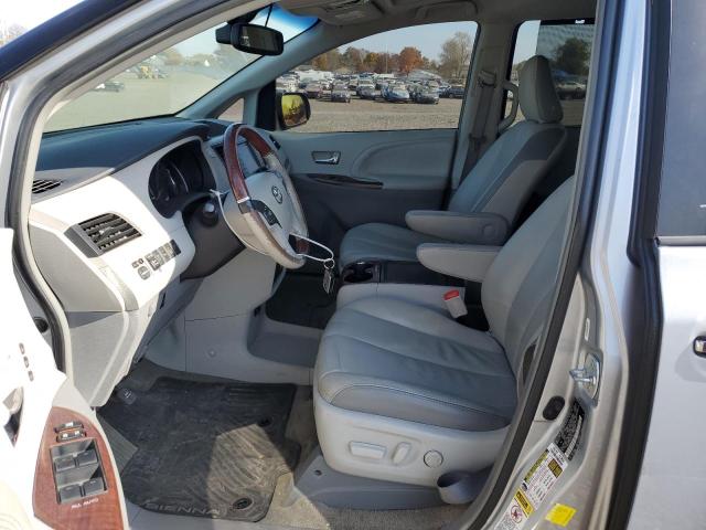 Photo 7 from auction – 2013 TOYOTA SIENNA XLE with VIN 5TDDK3DC8DS062766