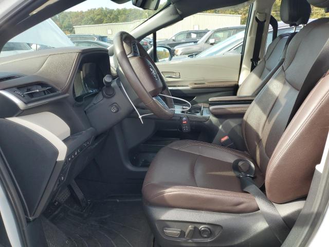 Photo 7 from auction – 2023 TOYOTA SIENNA LIM with VIN 5TDESKFC2PS094807