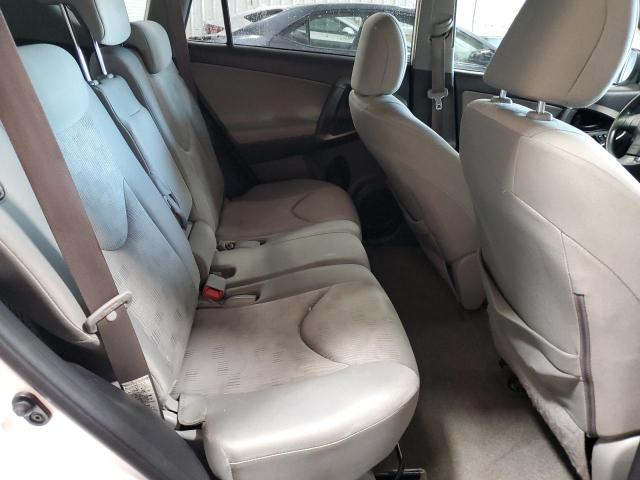 Photo 11 from auction – 2010 TOYOTA RAV4 with VIN JTMBF4DV3AD022329