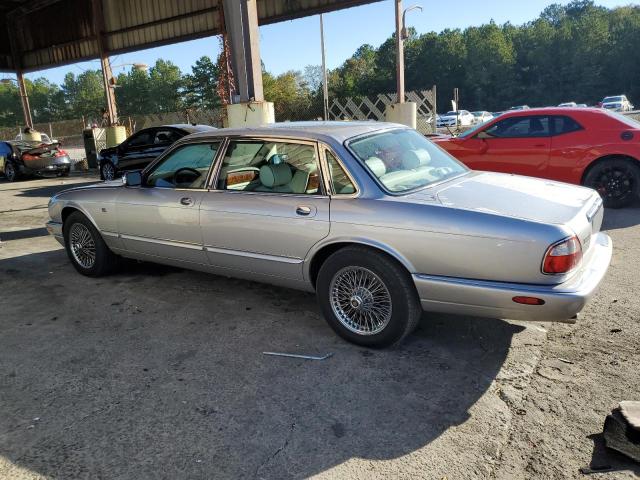 Photo 2 from auction – 2000 JAGUAR VANDENPLAS with VIN SAJDA24C2YLF03686