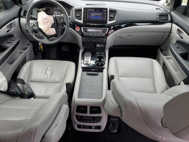 Photo 8 from auction – 2018 HONDA PILOT ELIT with VIN 5FNYF6H08JB000176