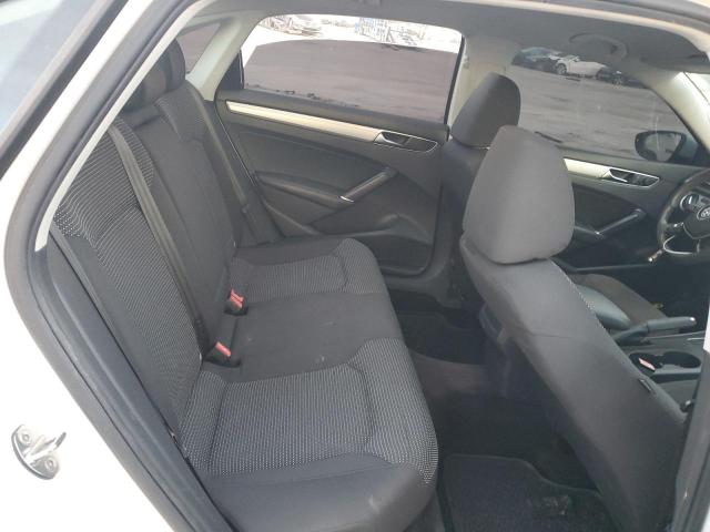 Photo 10 from auction – 2018 VOLKSWAGEN PASSAT S with VIN 1VWAA7A32JC025952